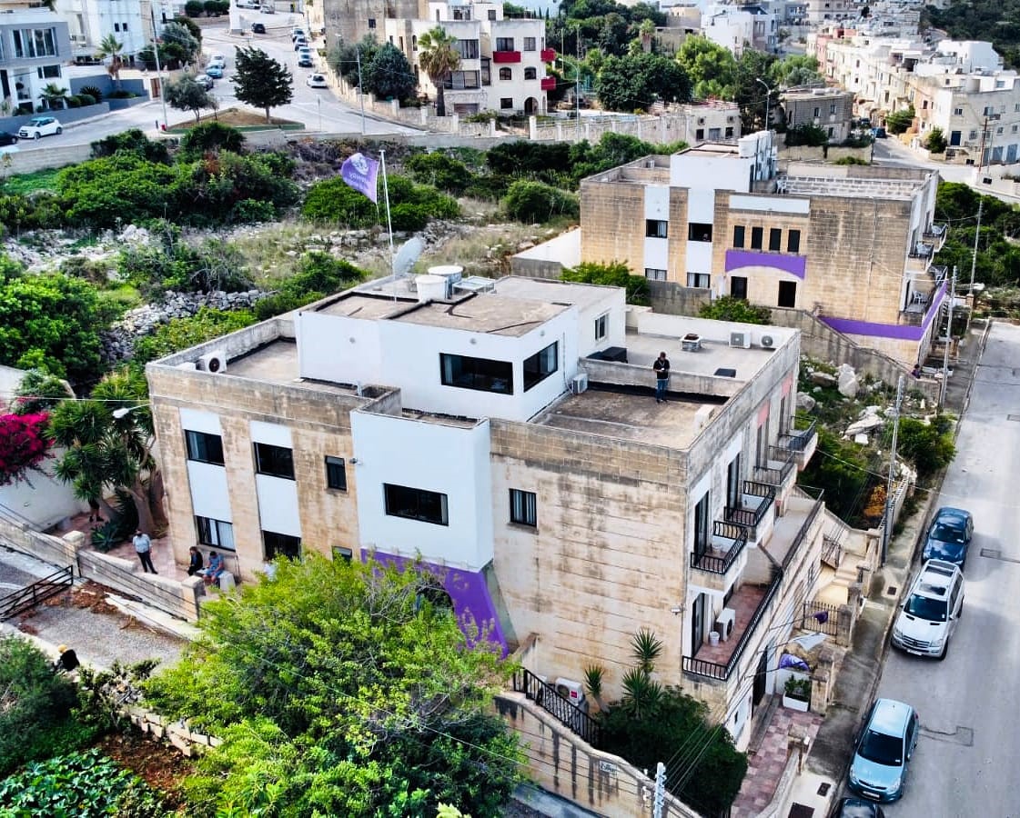 GSE English language school School and Residence buildings in St Julian's Malta right next to each other - 2 minutes from bedroom to classoom