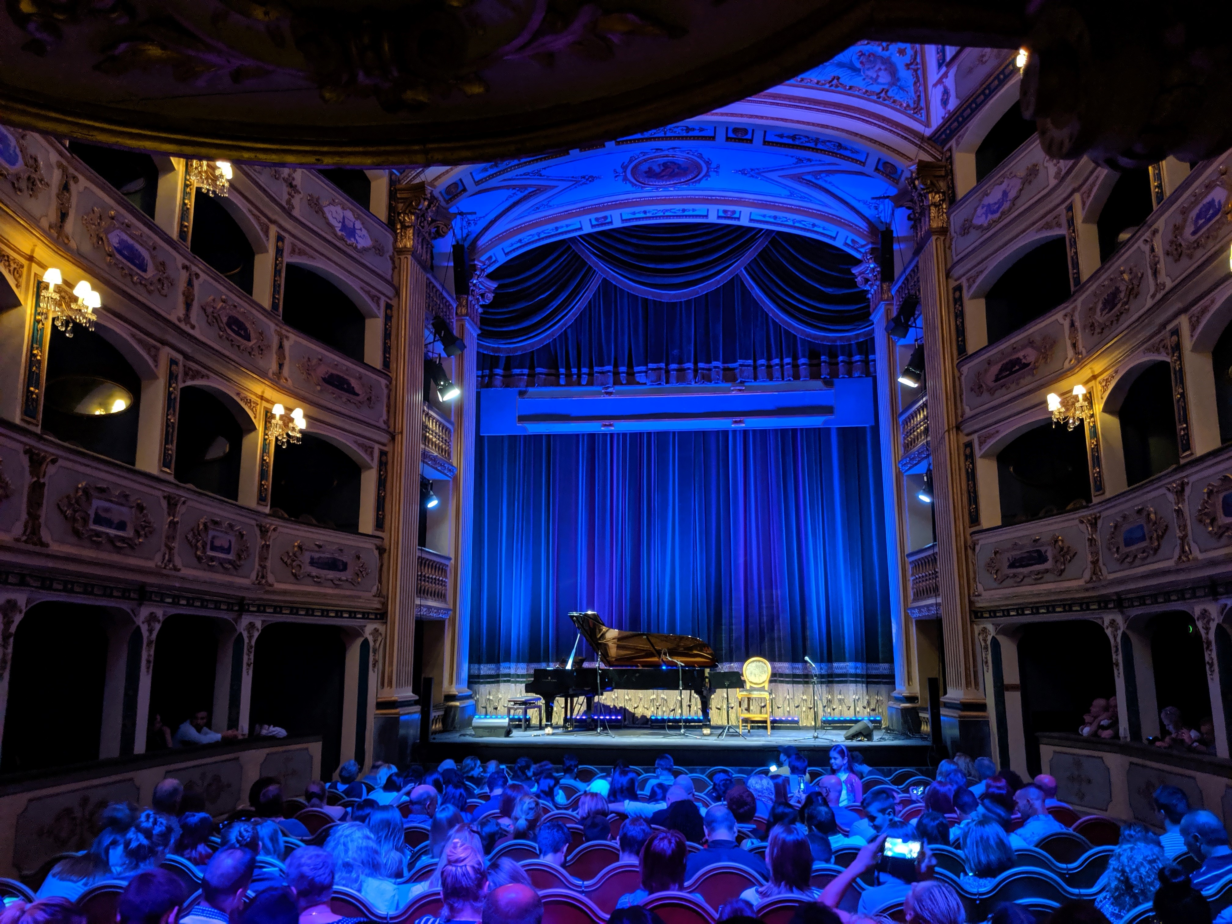 Learn English and Culture - The Manoel Theatre in Valletta Malta during Notte Bianca in October 2